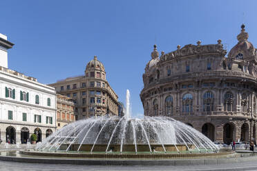 Piazza de Ferrari, Genua, Ligurien, Italien, Europa - RHPLF23847