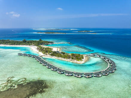 Water bungalows on Kanuhura island resort at Indian Ocean in Maldives - AMF09881