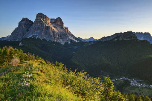 Italien, Venetien, Blick auf den Monte Pelmo vom Monte Punta - ANSF00373