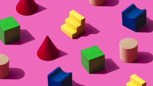 3D-Muster der bunten Spielzeugblöcke flach gegen rosa Hintergrund gelegt - FLMF00959
