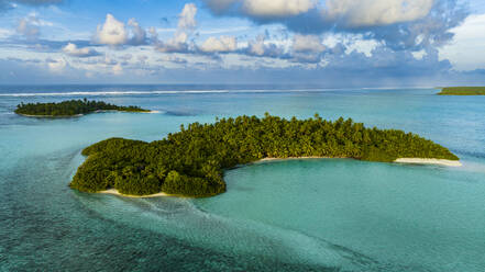 Aerial of little islands, Cocos (Keeling) Islands, Australian Indian Ocean Territory, Australia, Indian Ocean - RHPLF24301