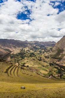 Terraces in Pisaq, Sacred Valley, Cusco, Peru, South America - RHPLF24399