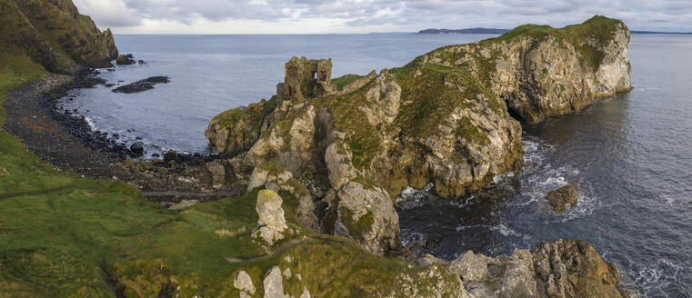 The ruins of Kinbane Castle on the Causeway Coast, County Antrim, Ulster, Northern Ireland, United Kingdom, Europe - RHPLF24614