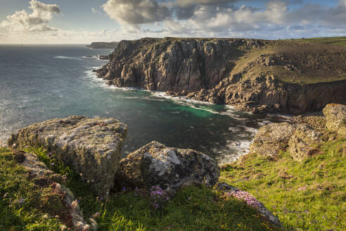 Beautiful coastal scenery at Gwennap Head in spring, Cornwall, England, United Kingdom, Europe - RHPLF24637