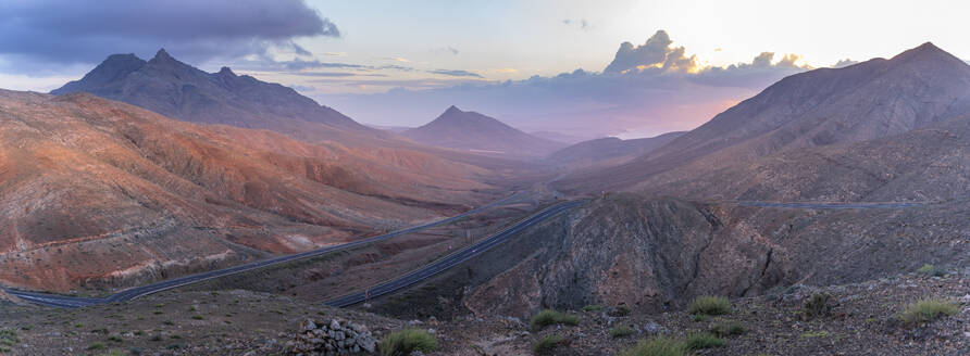 View of road and mountains from Astronomical Viewpoint Sicasumbre at sunset, Pajara, Fuerteventura, Canary Islands, Spain, Atlantic, Europe - RHPLF24694