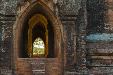 See-through arch of old pagoda, Old Bagan (Pagan), UNESCO World Heritage Site, Myanmar (Burma), Asia - RHPLF24920