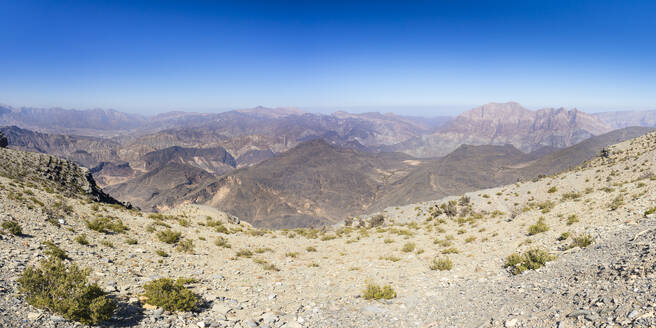 Al Hajar Mountains (Oman Mountains) close to Jebel Shams Canyon, Oman, Middle East - RHPLF24969