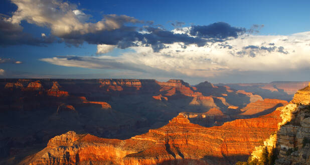 Looking towards Wotan's Throne from south rim, Grand Canyon, Arizona, United States of America, North America - RHPLF24990