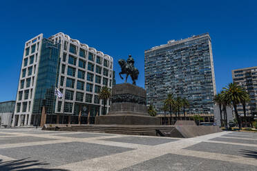 Independence Square, Montevideo, Uruguay, South America - RHPLF25141