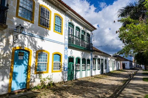 Colonial buildings, Paraty, UNESCO World Heritage Site, Brazil, South America - RHPLF25150
