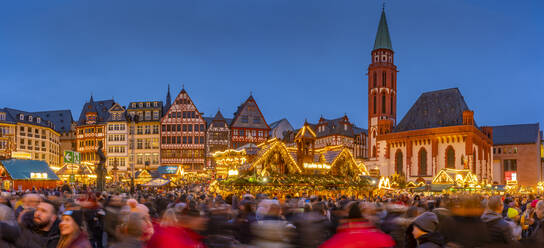 View of Christmas Market on Roemerberg Square at dusk, Frankfurt am Main, Hesse, Germany, Europe - RHPLF25209