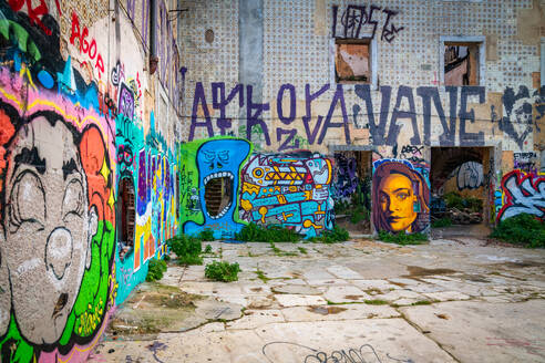 Graffiti at Arialva on the banks of the Tagus, Lisbon, Portugal, Europe - RHPLF25266