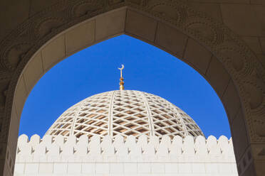 Dome of Sultan Qaboos Grand Mosque, Muscat, Oman, Middle East - RHPLF25542