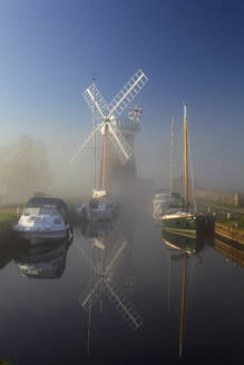 Horsey Mill, Norfolk Broads, Norfolk, England, United Kingdom, Europe - RHPLF25550