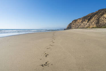 Footprints in sand at Quirilluca beach, Puchuncavi, Valparaiso Province, Valparaiso Region, Chile, South America - RHPLF25847