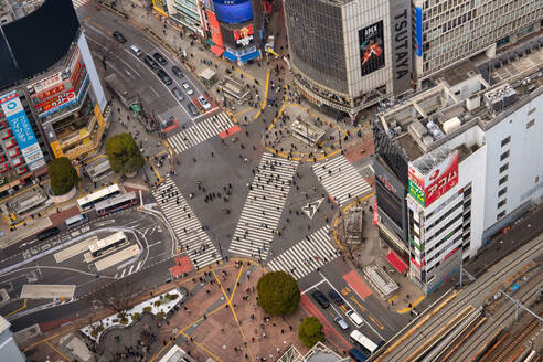 Aerial view of Shibuya crossing, Tokyo, Honshu, Japan, Asia - RHPLF25915