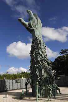 The Sculpture of Love and Anguish, the centerpiece of the Jewish Holocaust Memorial, by Kenneth Treister, Miami Beach, Miami, Florida, United States of America, North America - RHPLF26017