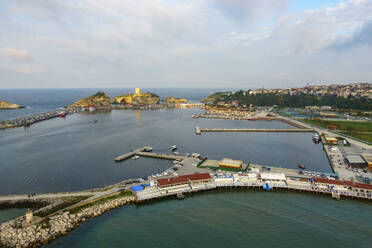Aerial view of harbour in Black Sea seaside town of Sile in Istanbul, Turkey. - AAEF18757