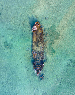 Aerial view of the Baboo Shipwreck off the coast of Aruba. - AAEF18924