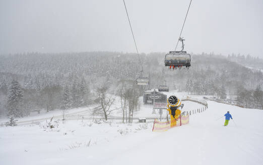 Ski slope in snowfall - ISF26254