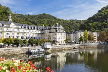 Germany, Rhineland-Palatinate, Bad Ems, Spa town on Lahn river in summer - GWF07890