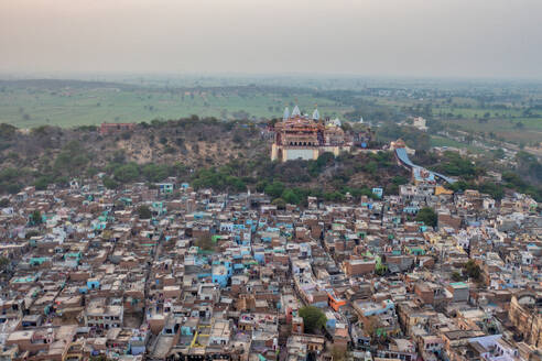 Aerial view of Shri Raas Bihari Temple during the Holy colour festival in Barsana, Uttar Pradesh, India. - AAEF19902