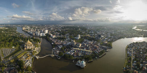 Sarawak River, Kuching, Sarawak, Borneo, Malaysia, Southeast Asia, Asia - RHPLF26072