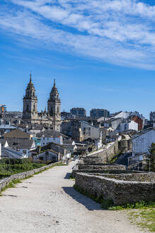 View from the Roman wall of Lugo and its Cathedral, UNESCO World Heritage Site, Lugo, Galicia, Spain, Europe - RHPLF26577