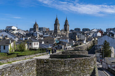 View from the Roman wall of Lugo and its Cathedral, UNESCO World Heritage Site, Lugo, Galicia, Spain, Europe - RHPLF26581