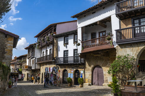 Historic town, Santillana del Mar, Cantabria, Spain, Europe - RHPLF26603