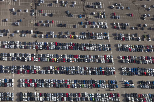 Aerial view of vehicles parked at Airport car park, Melbourne, Victoria, Australia. - AAEF21853