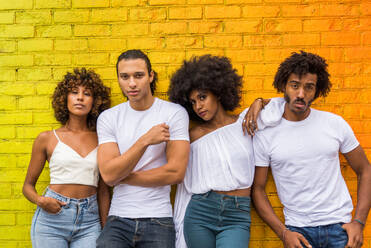 Group of afroamerican friends bonding in Manhattan, New York - Young adults having fun outdoors, concepts about lifestyle and young adult generation - DMDF02034