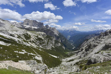 Italien, Aussicht von den Drei Zinnen von Lavaredo - FDF00388