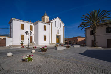 View of church in Piazza di Gallura, San Teodoro, Sardinia, Italy, Mediterranean, Europe - RHPLF26750