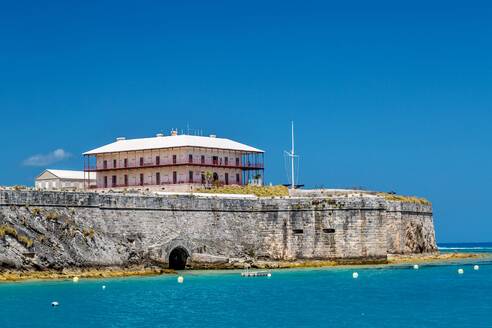 The Commissioner's House, the first cast iron house in the world, cast in England, assembled at the Royal Navy Dockyard in 1827, used by the Commissioner in charge of the Dockyard, then by the British Army, Dockyard, Bermuda, Atlantic, North America - RHPLF26870