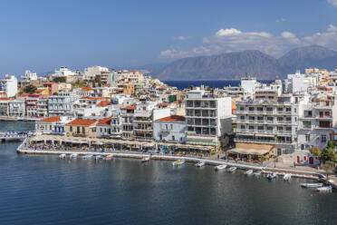 Promenade of Voulismeni Lake, Agios Nikolaos, Lasithi, Crete, Greek Islands, Greece, Europe - RHPLF26975