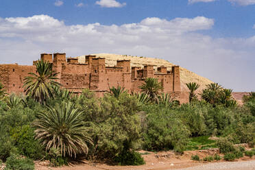 Old castle at foot of Atlas Mountains built with red mudbrick in the ksar of Ait Ben Haddou, UNESCO World Heritage Site, Ouarzazate province, Morocco, North Africa, Africa - RHPLF27022