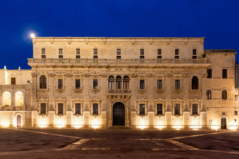 Palace in Piazza del Duomo square of Lecce at blue hour, Salento, Apulia, Italy, Europe - RHPLF27054