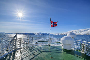 Norway, Troms og Finnmark, Bow of ship sailing from Botnham to Brensholmen - ANSF00535