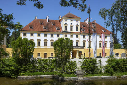 Österreich, Oberösterreich, Aurolzmünster, Fassade von Schloss Aurolzmünster - WWF06307