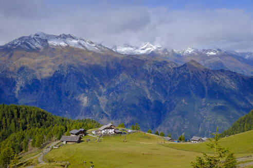 Italy, South Tyrol, Hirzer lodge at Klammeben - LBF03839