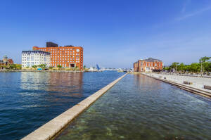 Japan, Präfektur Fukuoka, Kitakyushu, Hafen Moji im Sommer - THAF03225