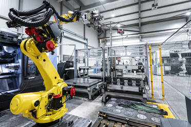 Robotic arm with metal processing machinery - AAZF00935