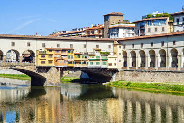 Ponte Vecchio, Arno river, Firenze, Tuscany, Italy, Europe - RHPLF27555