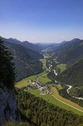 Österreich, Salzburger Land, Hintersee, Dorf vom Feichtenstein aus gesehen - WWF06409