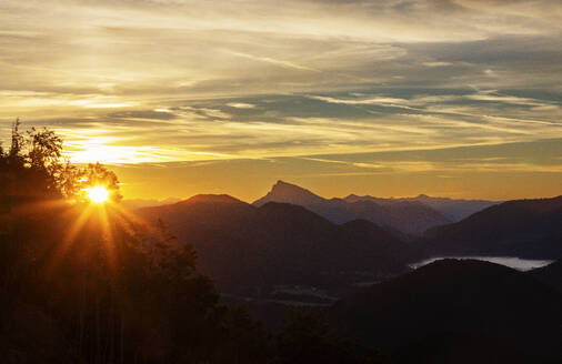 Austria, Salzburger Land, Ebenau, Salzkammergut mountains at sunrise - WWF06472