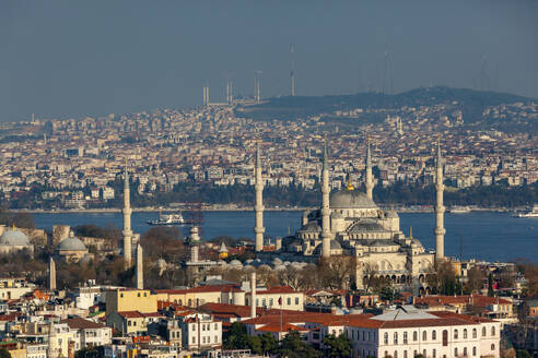 Aerial view of Blue Mosque and Bosphorus, Istanbul, Turkey. - AAEF21914