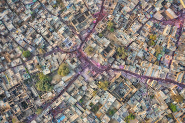 Aerial view of Shri Raas Bihari Temple during the Holy colour festival in Barsana, Uttar Pradesh, India. - AAEF21926