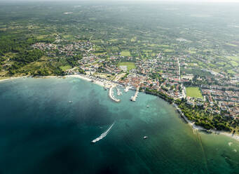 Aerial view of Fazana, a small town with a small harbour along the Adriatic Sea coastline, Istria, Croatia. - AAEF22815