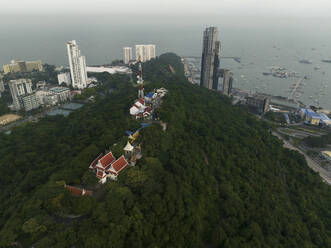 Aerial view of Wat Khao Khantamat, a Buddhist temple in Pattaya, Chonburi, Thailand. - AAEF22889